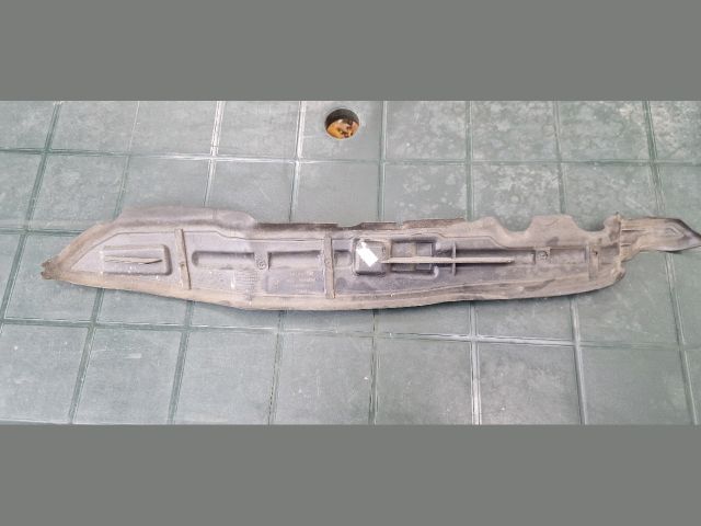 bontott PEUGEOT PARTNER Jobb első Sárvédő Zajszigetelés