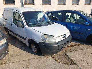 bontott PEUGEOT PARTNER Jobb első Sárvédő