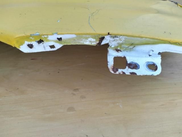 bontott PEUGEOT PARTNER Jobb első Sárvédő