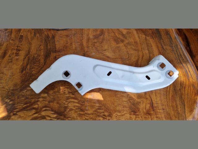 bontott PEUGEOT PARTNER Jobb Felső Homlokfal