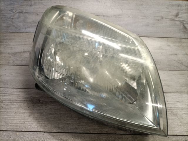 bontott PEUGEOT PARTNER Jobb Fényszóró