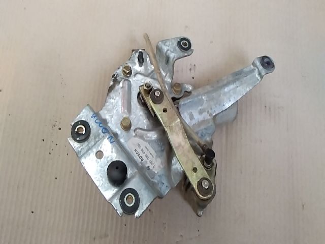 bontott PEUGEOT PARTNER Jobb hátsó Ablaktörlő Motor