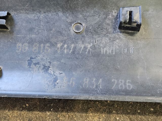 bontott PEUGEOT PARTNER Jobb hátsó Ajtó Díszléc