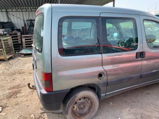 bontott PEUGEOT PARTNER Jobb hátsó Ajtó Kárpit