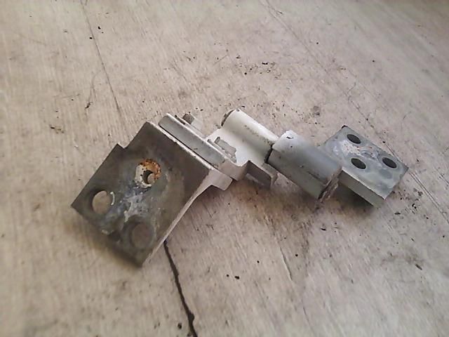 bontott PEUGEOT PARTNER Jobb hátsó Alsó Zsanér