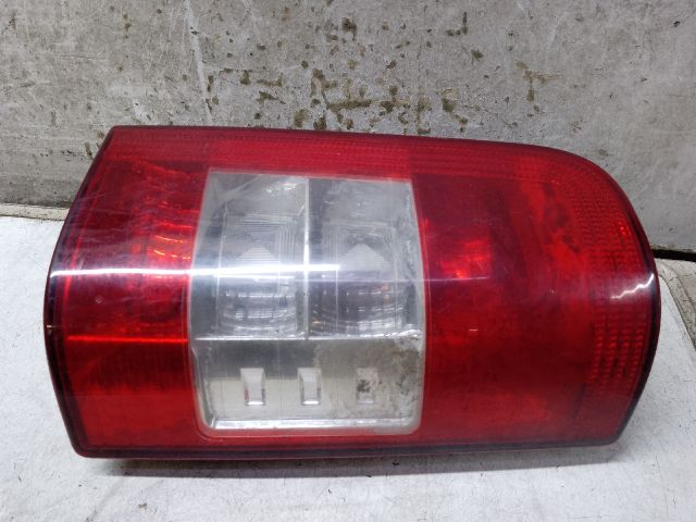 bontott PEUGEOT PARTNER Jobb Hátsó Lámpa