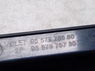 bontott PEUGEOT PARTNER Jobb Hátsó Lámpa