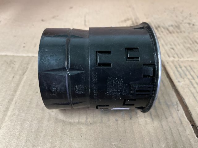 bontott PEUGEOT PARTNER Jobb Szellőző