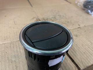 bontott PEUGEOT PARTNER Jobb Szellőző