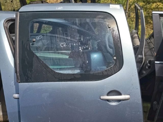 bontott PEUGEOT PARTNER Jobb Tolóajtó (Részeivel)