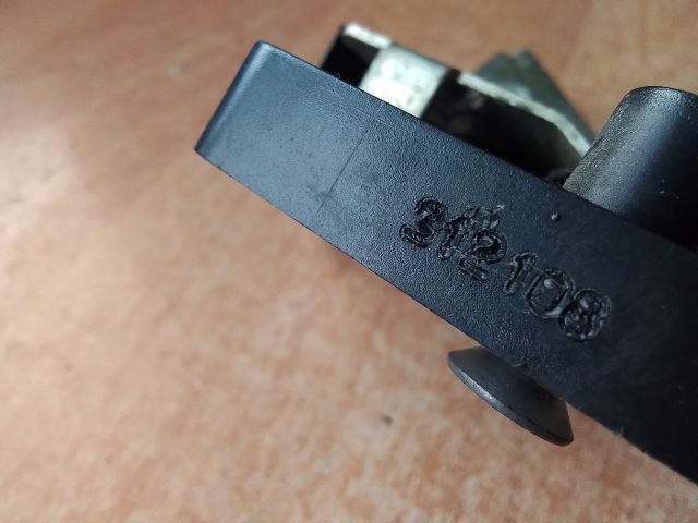 bontott PEUGEOT PARTNER Jobb Tolóajtó Zárszerkezet