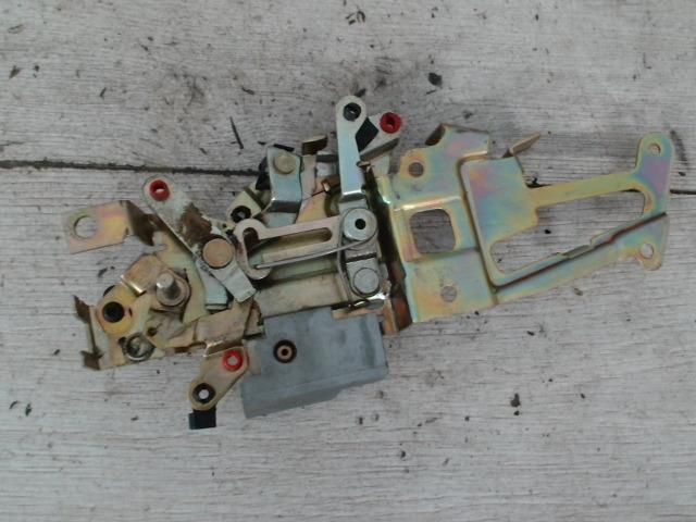 bontott PEUGEOT PARTNER Jobb Tolóajtó Zárszerkezet