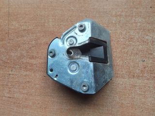 bontott PEUGEOT PARTNER Jobb Tolóajtó Zárszerkezet