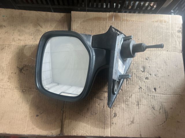 bontott PEUGEOT PARTNER Jobb Visszapillantó Tükör (Mechanikus)