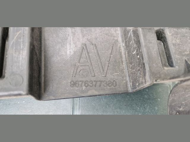 bontott PEUGEOT PARTNER Kartervédő