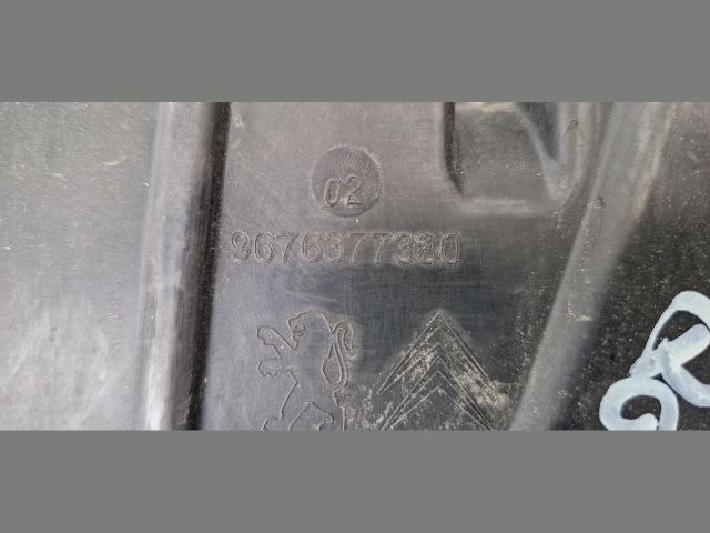 bontott PEUGEOT PARTNER Kartervédő