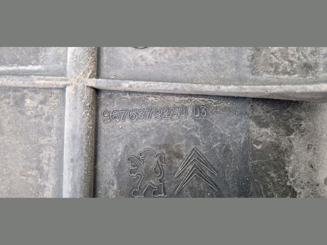 bontott PEUGEOT PARTNER Kartervédő