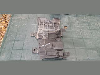 bontott PEUGEOT PARTNER Kartervédő