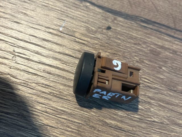 bontott PEUGEOT PARTNER Klíma Nyomásérzékelő Kapcsoló