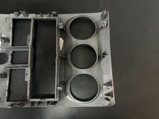 bontott PEUGEOT PARTNER Középkonzol Keret