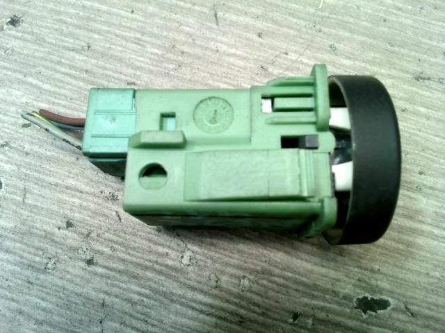 bontott PEUGEOT PARTNER Központizár Kapcsoló