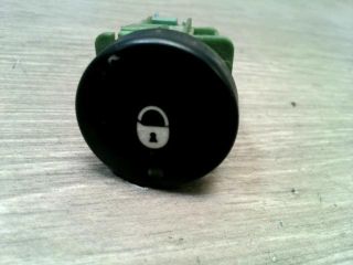 bontott PEUGEOT PARTNER Központizár Kapcsoló