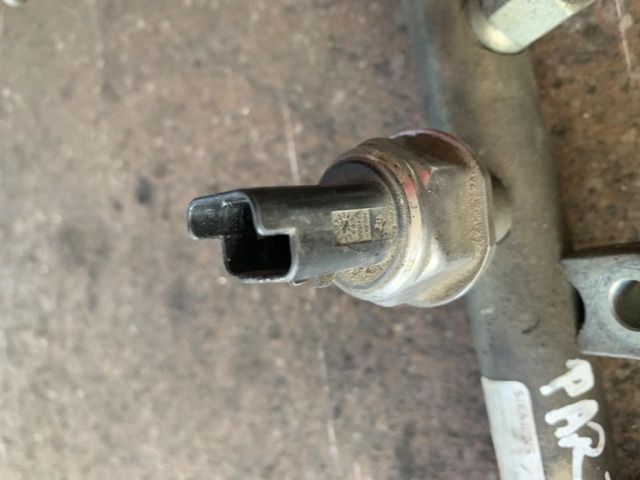 bontott PEUGEOT PARTNER Nyomásszabályzó Szelep