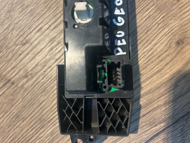 bontott PEUGEOT PARTNER Óra (Időmérő)