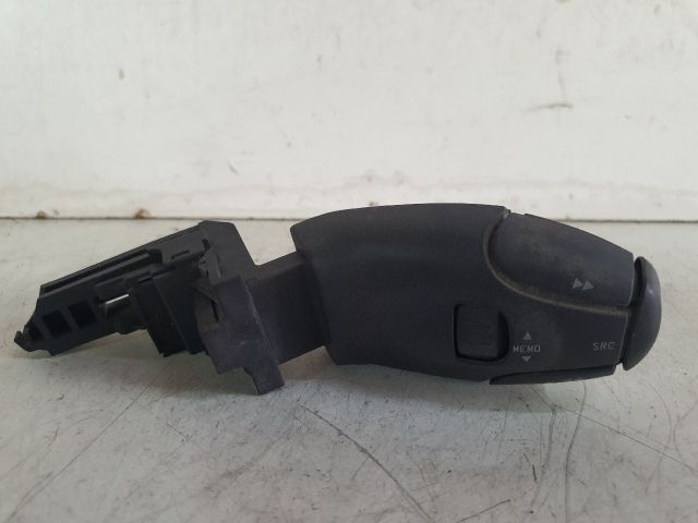 bontott PEUGEOT PARTNER Rádió / CD Kapcsoló