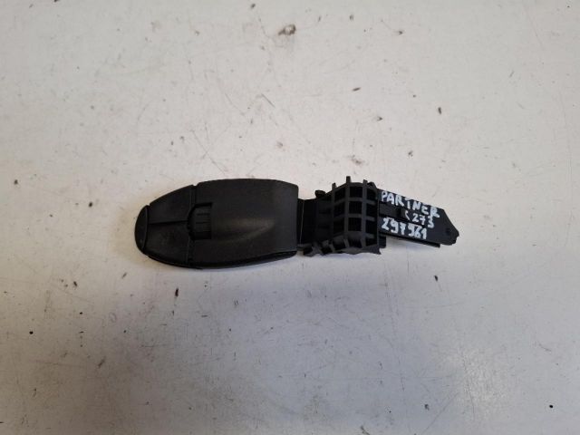 bontott PEUGEOT PARTNER Rádió / CD Kapcsoló