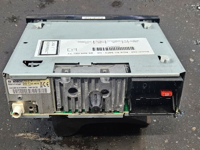 bontott PEUGEOT PARTNER Rádió / CD