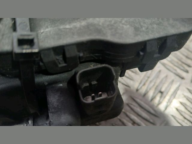 bontott PEUGEOT PARTNER Üzemanyagszűrő Ház