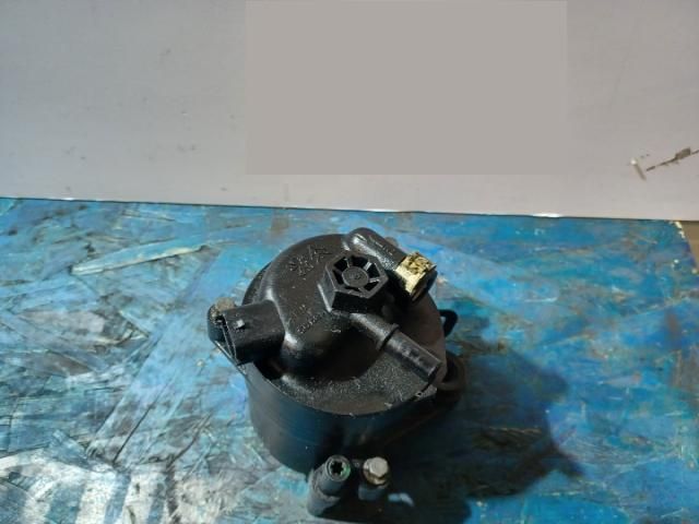 bontott PEUGEOT PARTNER Üzemanyagszűrő Ház