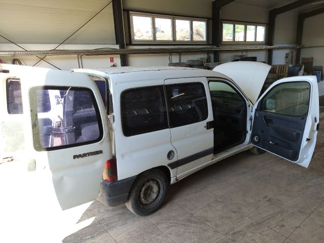 bontott PEUGEOT PARTNER Vészvillogó Kapcsoló