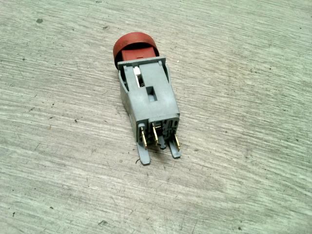 bontott PEUGEOT PARTNER Vészvillogó Kapcsoló