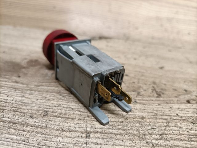 bontott PEUGEOT PARTNER Vészvillogó Kapcsoló