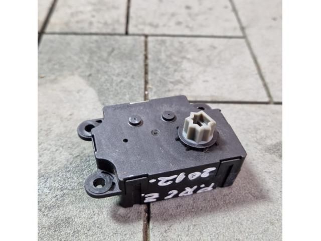 bontott PEUGEOT RCZ Fűtés Állító Motor