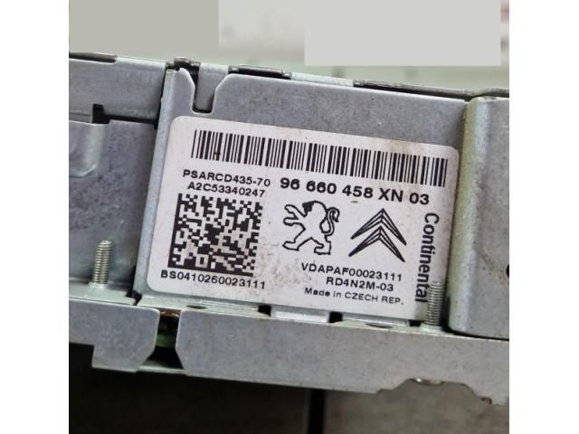 bontott PEUGEOT RCZ Rádió / CD