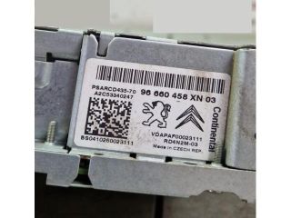 bontott PEUGEOT RCZ Rádió / CD