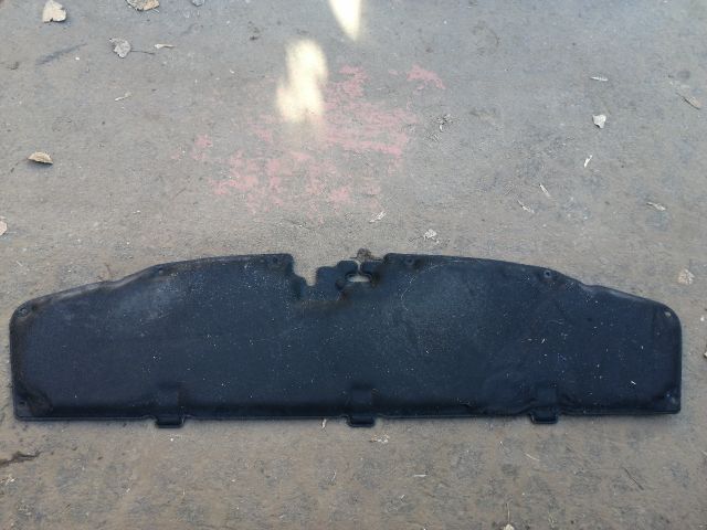 bontott PEUGEOT RIFTER Motorháztető Szigetelés