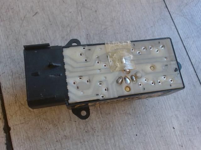 bontott PLYMOUTH VOYAGER Bal első Ablakemelő Kapcsoló