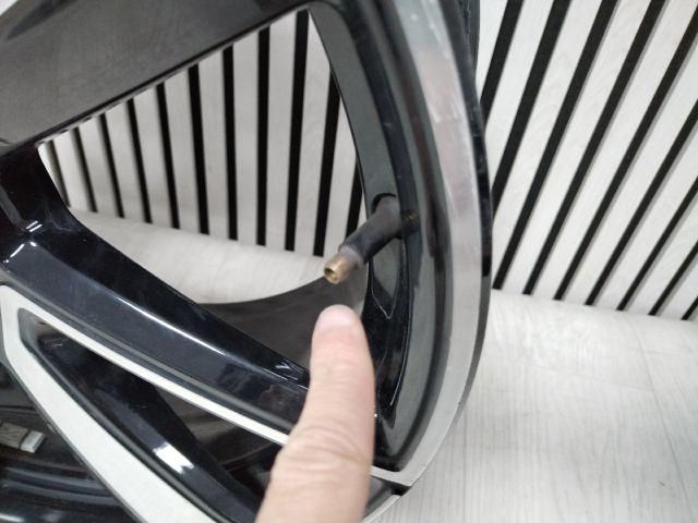 bontott POLESTAR POLESTAR 2 Alufelni (1 db)