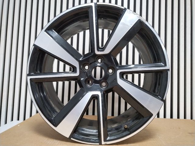 bontott POLESTAR POLESTAR 2 Alufelni (1 db)