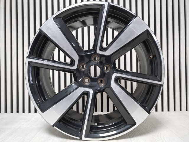 bontott POLESTAR POLESTAR 2 Alufelni (1 db)