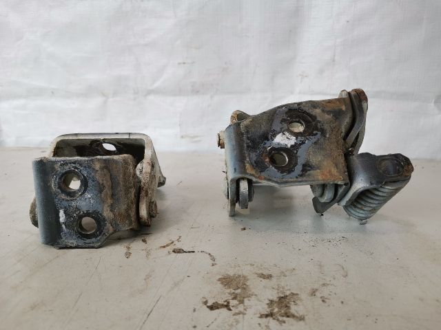 bontott PONTIAC TRANS Jobb első Zsanér