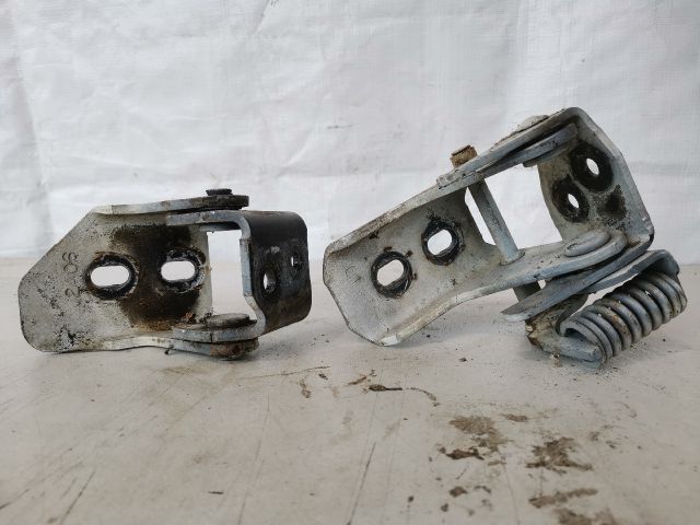 bontott PONTIAC TRANS Jobb első Zsanér