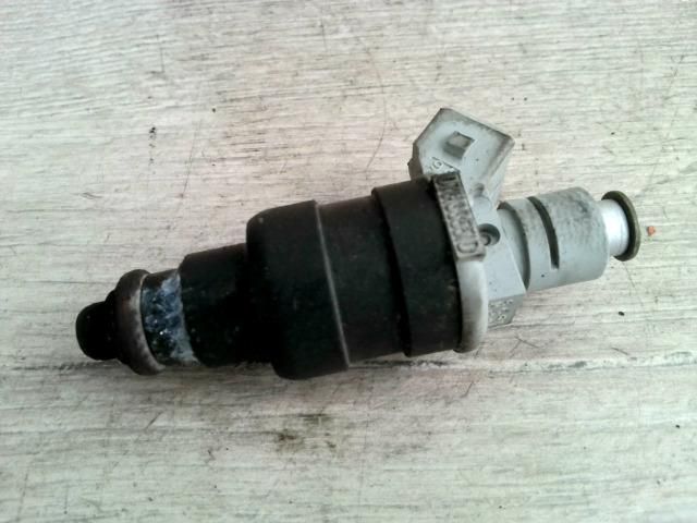 bontott   Porlasztó (1 db)