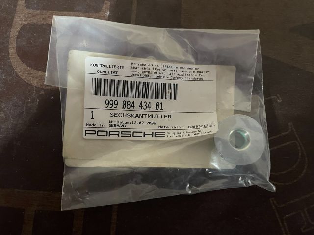 bontott PORSCHE 911 Vezérműtengely Leszorító