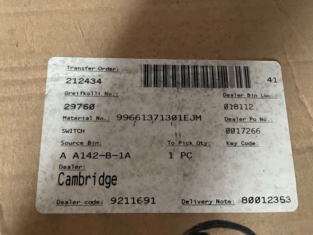 bontott PORSCHE 911 Bal első Ülésállító Kapcsoló