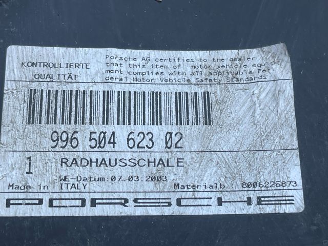 bontott PORSCHE 911 Bal hátsó Hátsó Dobbetét (Kerékjárati, Műanyag)